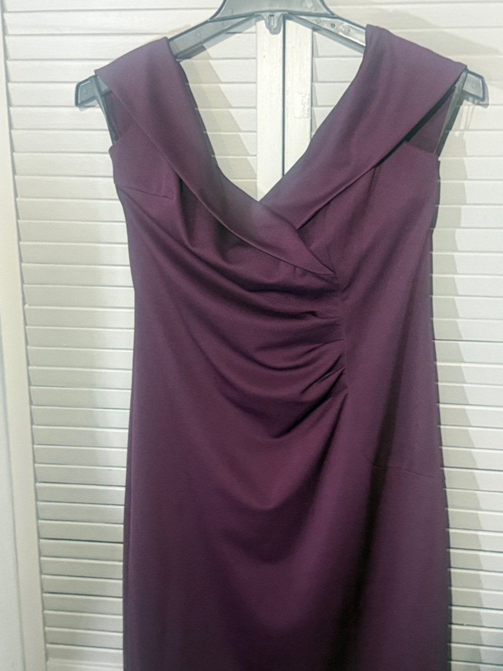 Elegant Off-Shoulder Purple Sheath Dress - Picture 9 of 11